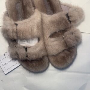 Elegant Cream Faux Fur Women's Slippers